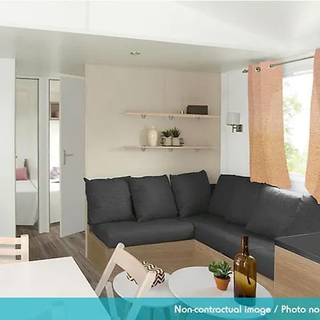 Campsite Officiel Siblu Le Montourey 4*