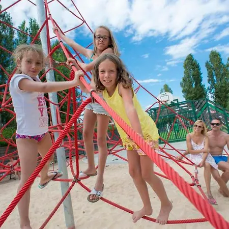 Campsite Officiel Siblu Le Montourey Frejus