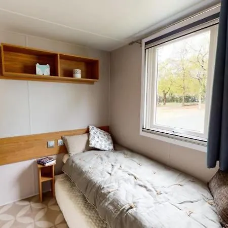 Campsite Officiel Siblu Le Montourey 4*