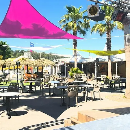 Campsite Officiel Siblu Le Montourey 4*