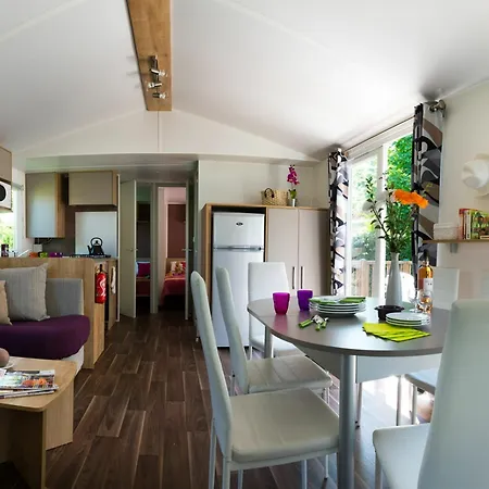 Campsite Officiel Siblu Le Montourey Frejus