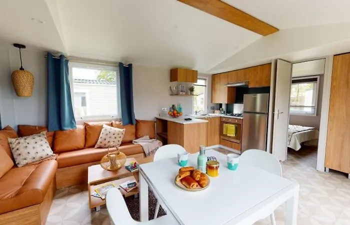 Officiel Siblu Le Montourey Parque de Campismo 4*